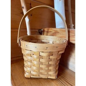 Vintage Longaberger hand-woven Basket